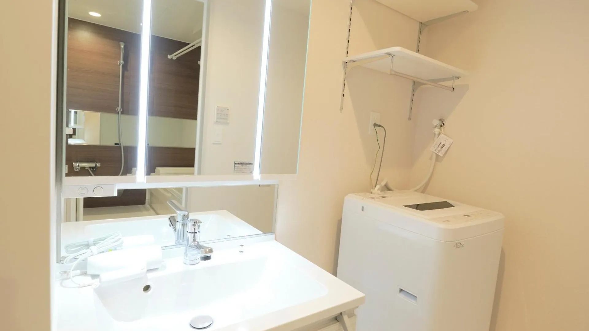 Apartment エブリネット新宿ⅱ｜Everynet Shinjuku II Tokyo Japan